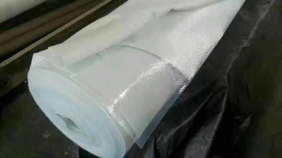 Barriera avanzata a più strati per geomembrana composita di impermeabilità superiore