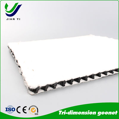 Alta resistenza alla trazione ≥ 16kN/m Resistenza ai raggi UV Geonet di drenaggio composto 3D resistente ai prodotti chimici