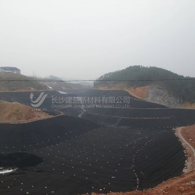 Geomembrana liscia in HDPE resistente agli acidi e alle alcali, resistente alle lacrime per il progetto di ingegneria anti infiltrazione