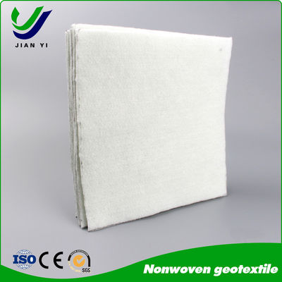 Larghezza 1m-6m Separazione geotessile a fibre corte Filtrazione eccellente resistenza alla foratura per la stabilizzazione del suolo