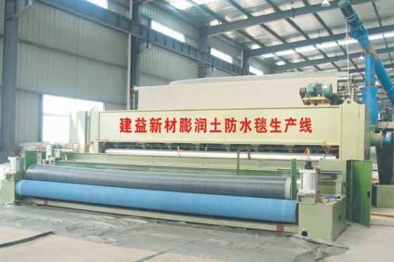 GCL di bentonite di sodio ad alto gonfiore perforato con ago: rivestimento in argilla geosintetica conveniente per anti-siccaggio