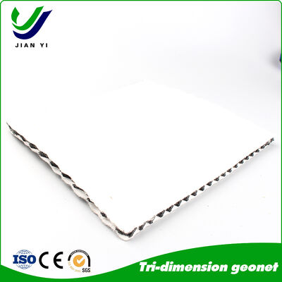 Geonet di drenaggio composito resistente alle basse temperature con elevata resistenza alla trazione e eccellente resistenza agli UV per le infrastrutture delle regioni fredde